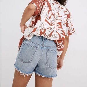 Madewell Relaxed Denim Shorts in Rosemount Wash: Destroyed Hem Edition